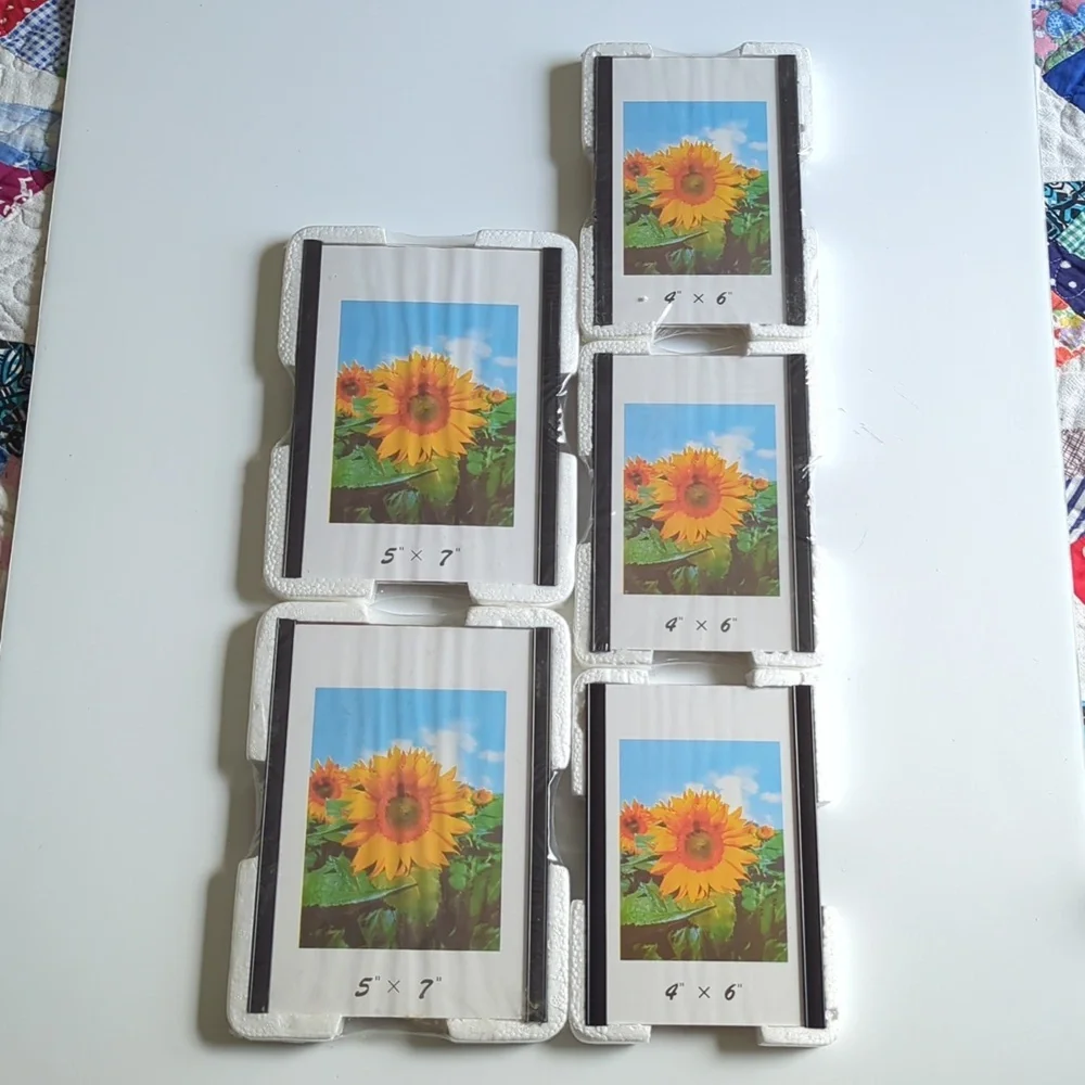 Frames 5 Plastic Magnetic 3 Qty 4” x 6” Photos 2 Qty 5” x 7” Photos New Sealed